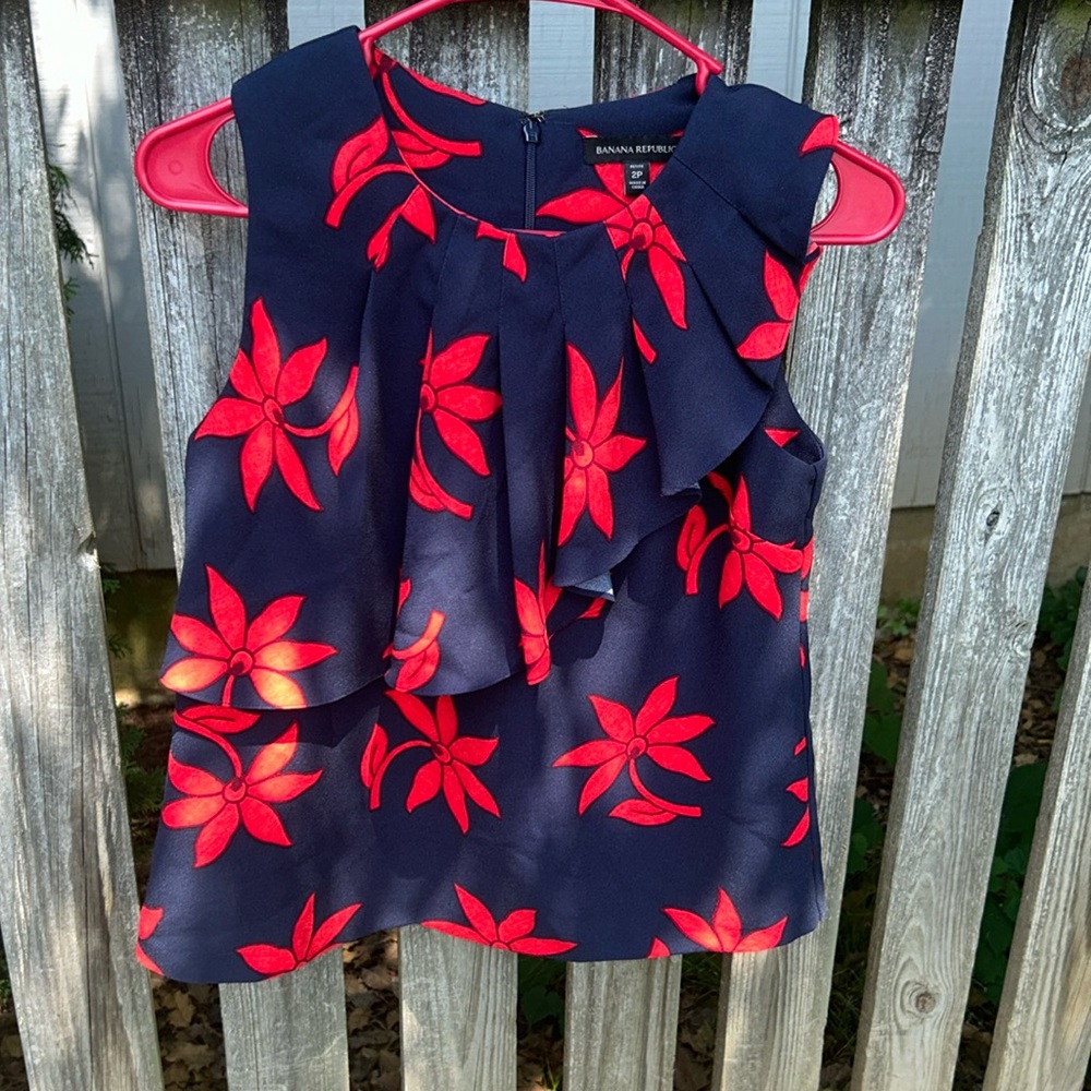 Banana Republic Top - Picture 1 of 5